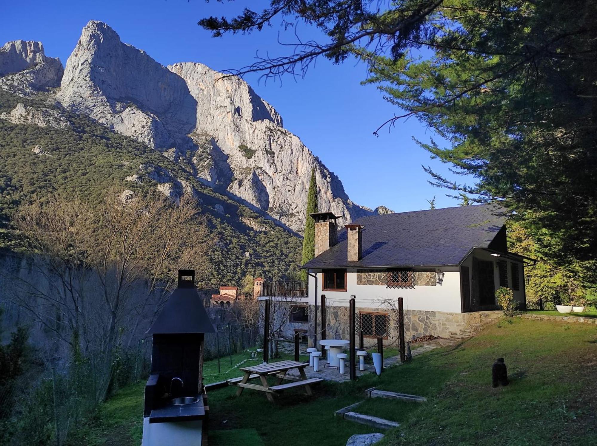 El Chalet De La Poza - Rio, Barbacoa, Wifi, Zona De Trabajo, Vistas. Lebena Экстерьер фото